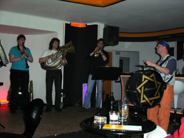 Band 2